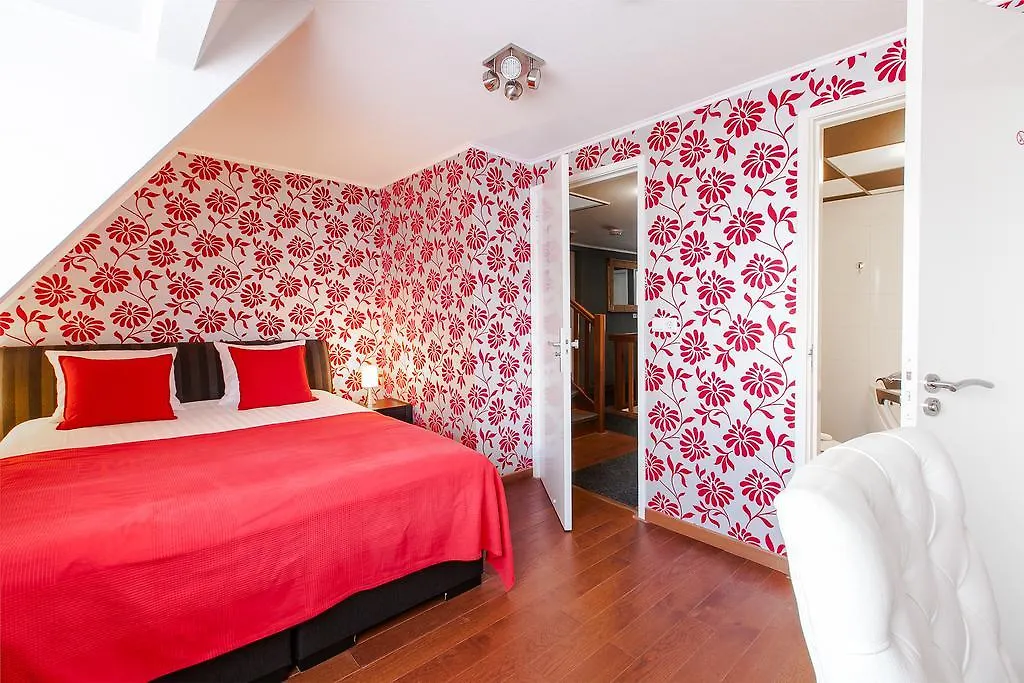 Alex Rooms Zwanenburg Guest house