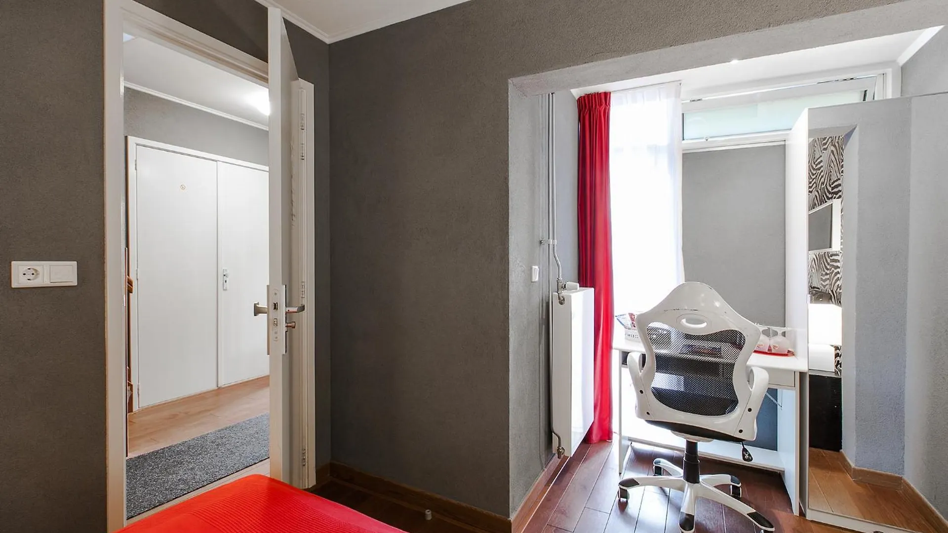 Alex Rooms Zwanenburg Guest house